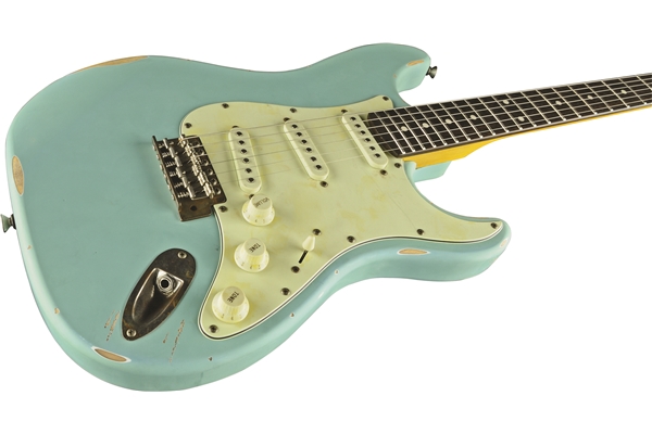 Eko Guitars - S-300 Relic Daphne Blue