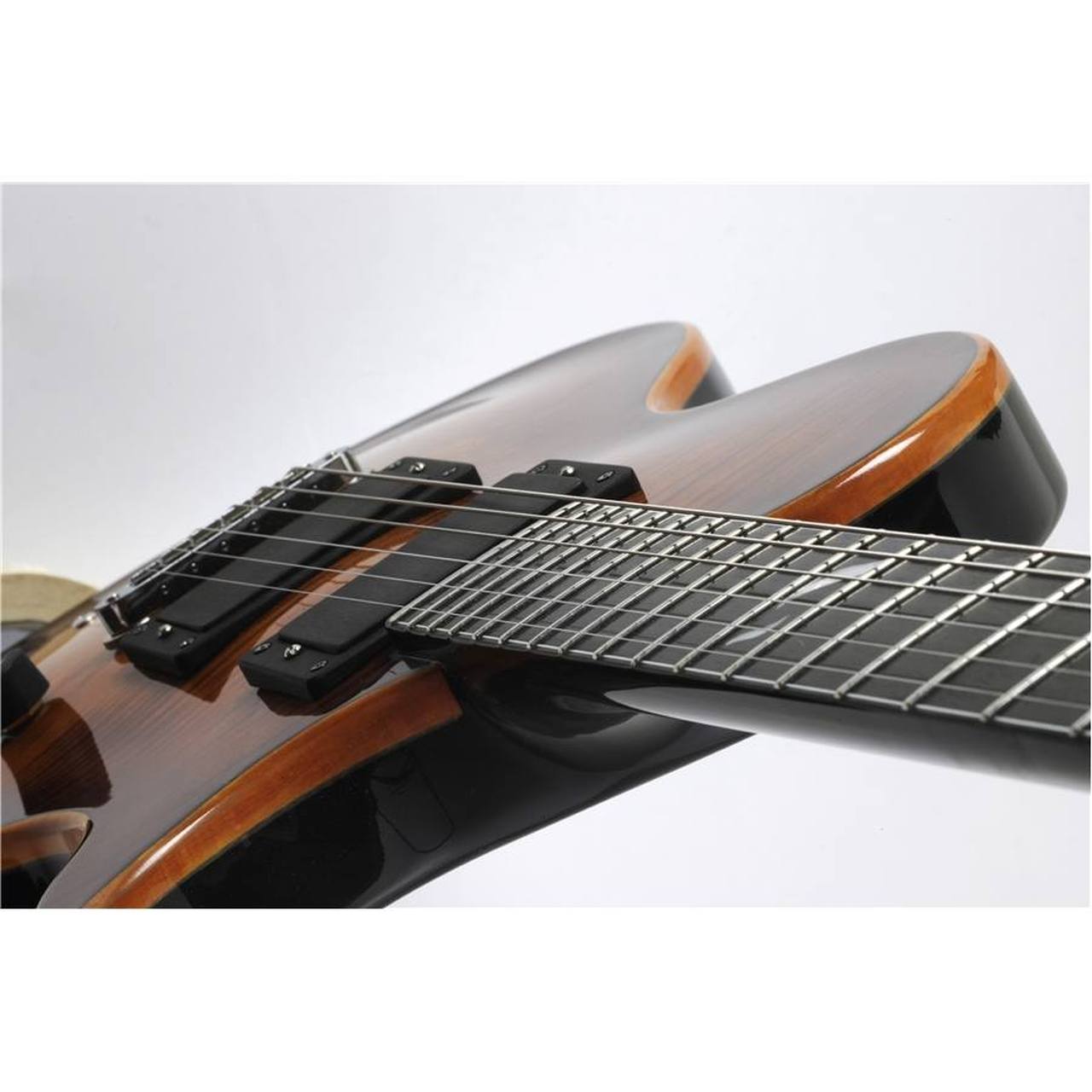 16-eko-guitars-aqua-masterbuilt-05130180_4