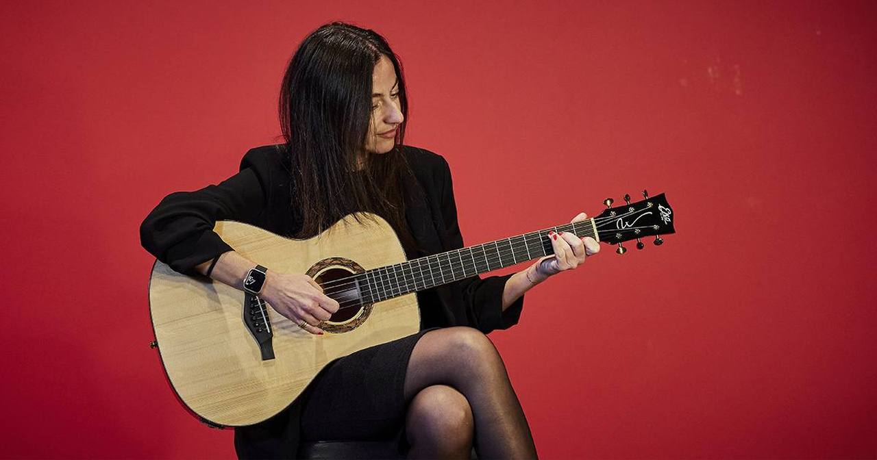 f_16-eko-guitars-wow-a800e-sk-spruce-koa-06217184_0