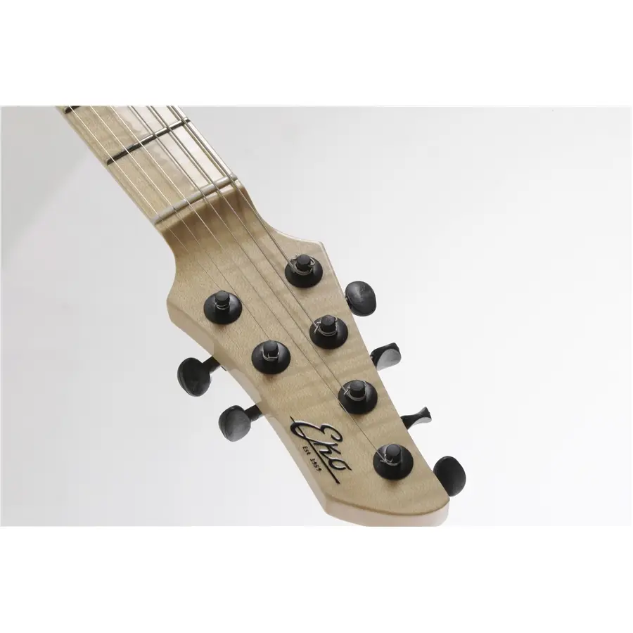 16-eko-guitars-aire-masterbuilt-05130183_4