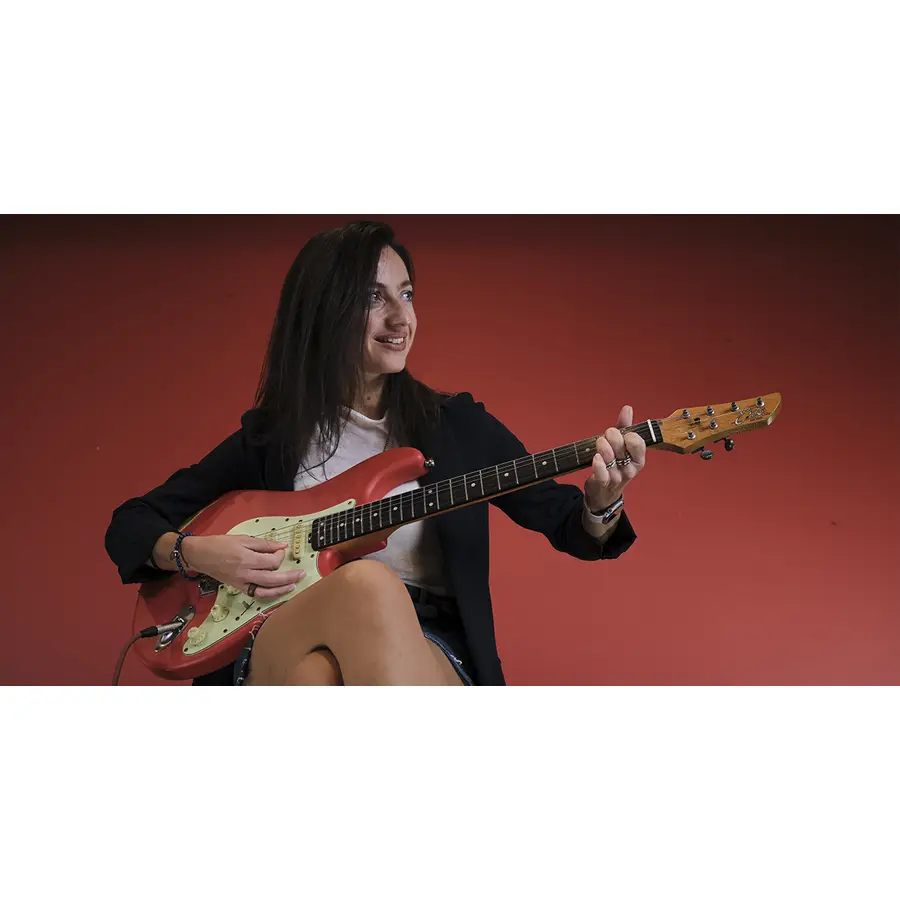 f_16-eko-guitars-aire-relic-fiesta-red-05130232_0