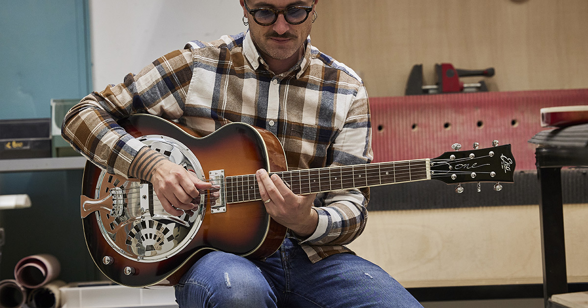 f_16-eko-guitars-resonator-06217193_0