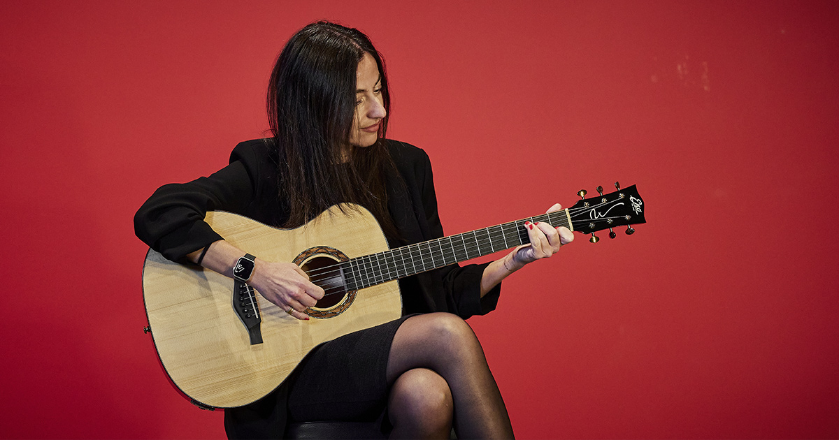 f_16-eko-guitars-wow-a800e-sk-spruce-koa-06217184_0